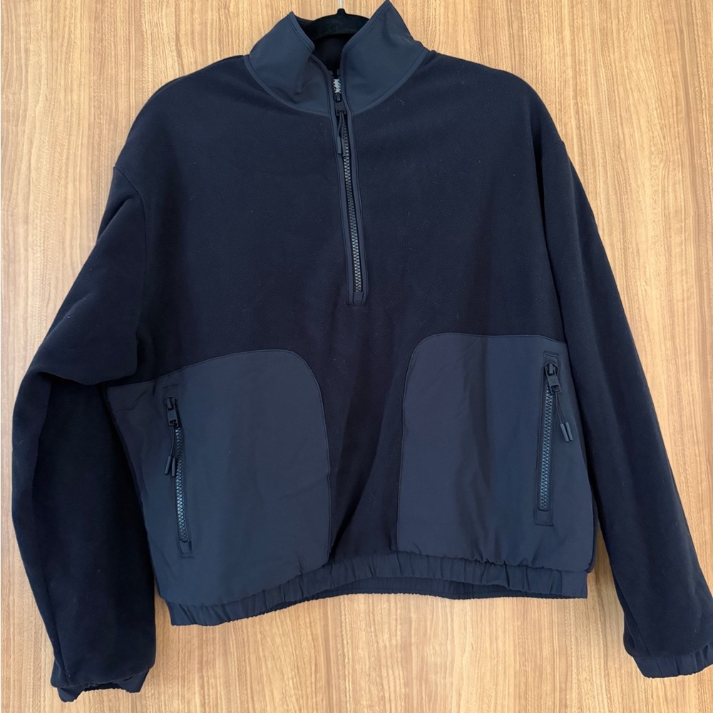 Vuori Aspen Half-Zip Sweatshirt | Women’s | Small